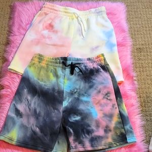 High waisted long fleece shorts, 2pk deal. Multi colored tie dye. Size medium.